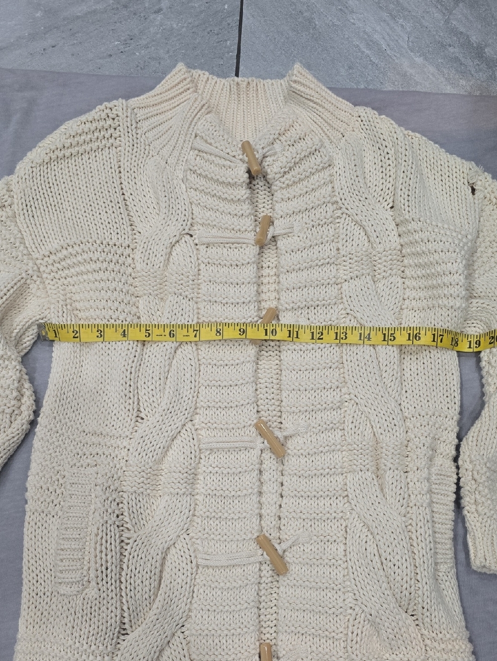 Pilcro Cream Cable Knit Toggle Cardigan(small Damage On The Sleeves) - Picture 4 of 7